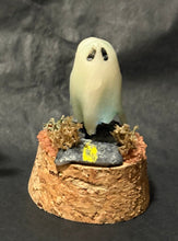 Load image into Gallery viewer, Mini Road Trip Ghost
